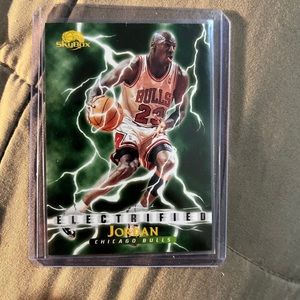 12 card Micheal Jordan lot